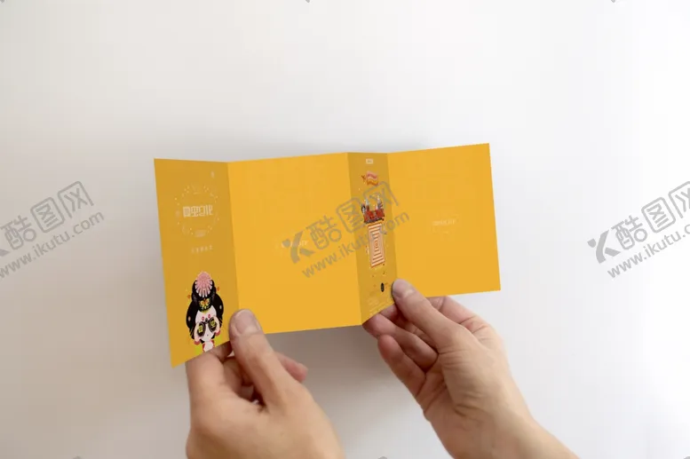 编号：20458509152315264918【酷图网】源文件下载-折页展示样机