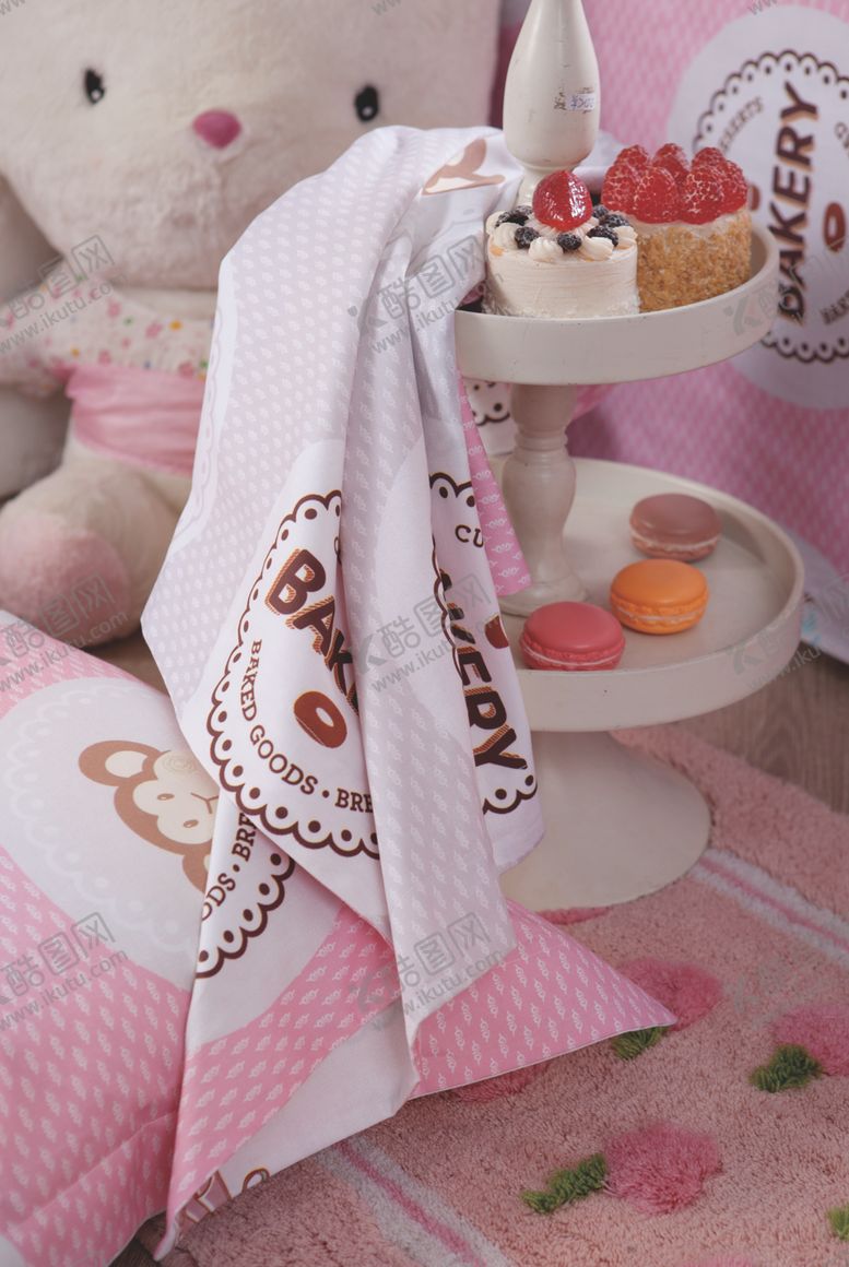 编号：10008410220104141896【酷图网】源文件下载-聪聪猴四件套