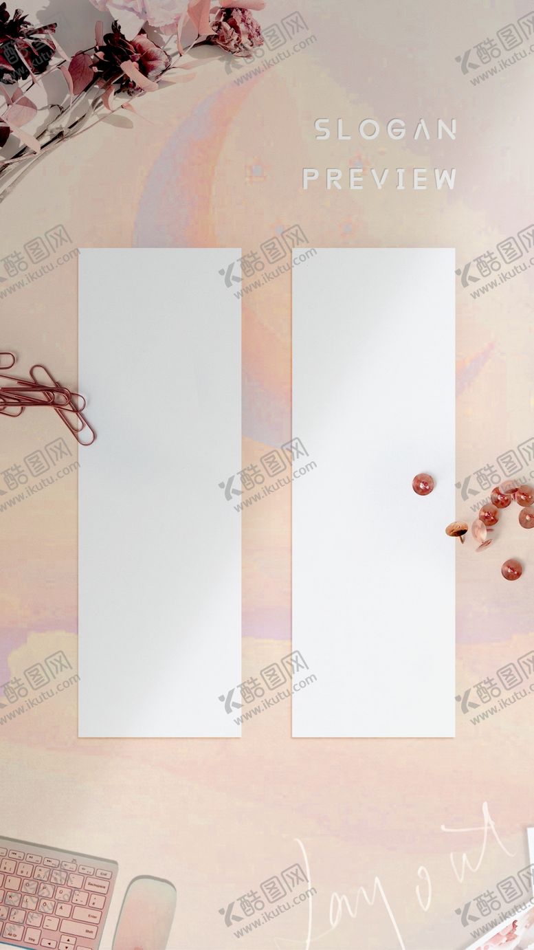 编号：09328609130210445063【酷图网】源文件下载-桌面排列双面竖版手幅样机