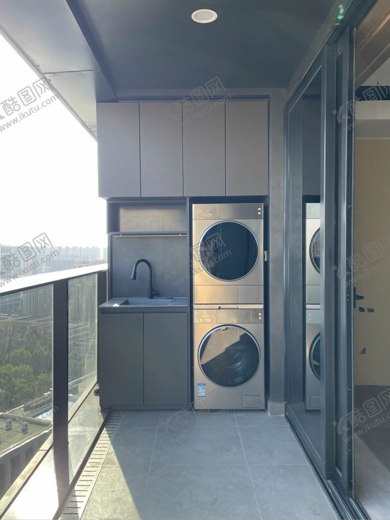 编号：23830912060415247691【酷图网】源文件下载-全屋定制柜子衣柜阳台柜洗衣机柜