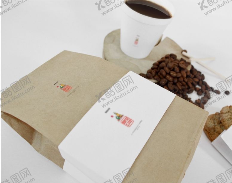 编号：61514309120250077112【酷图网】源文件下载-包装盒样机