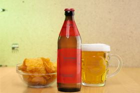 啤酒瓶子罐装包装效果图样机