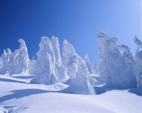 雪地雪景插画