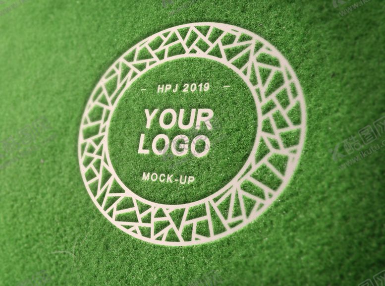 编号：45858510010522438954【酷图网】源文件下载-草皮绿植纹理质感雕刻字标志样机