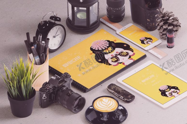 编号：79185209220402573349【酷图网】源文件下载-折页展示样机