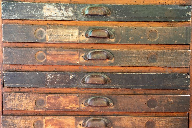 编号：58750905190258556493【酷图网】源文件下载-木板抽屉