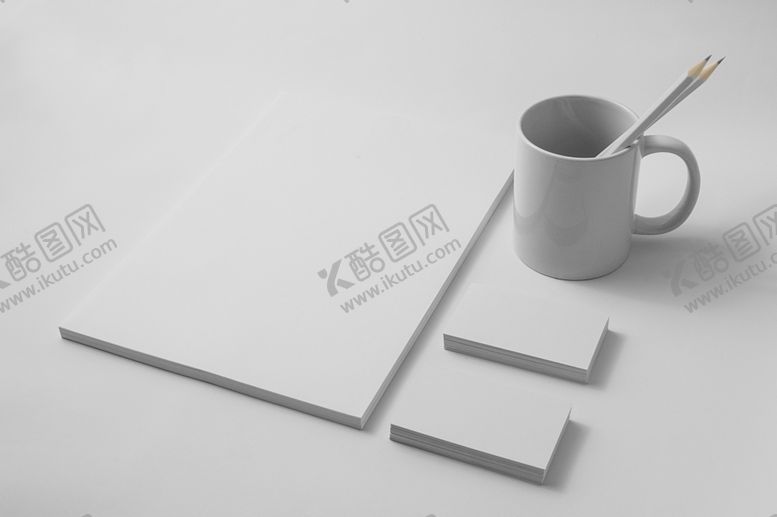 编号：77478502230844055547【酷图网】源文件下载-A4纸样机