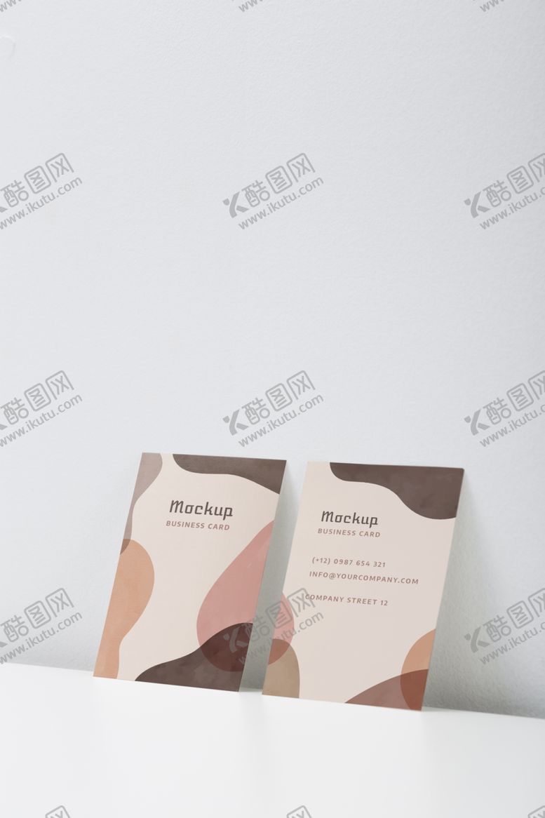 编号：63072105160431585703【酷图网】源文件下载-名片样机