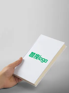 手拿书本样机