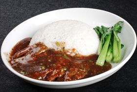 黑椒猪扒鸡扒饭