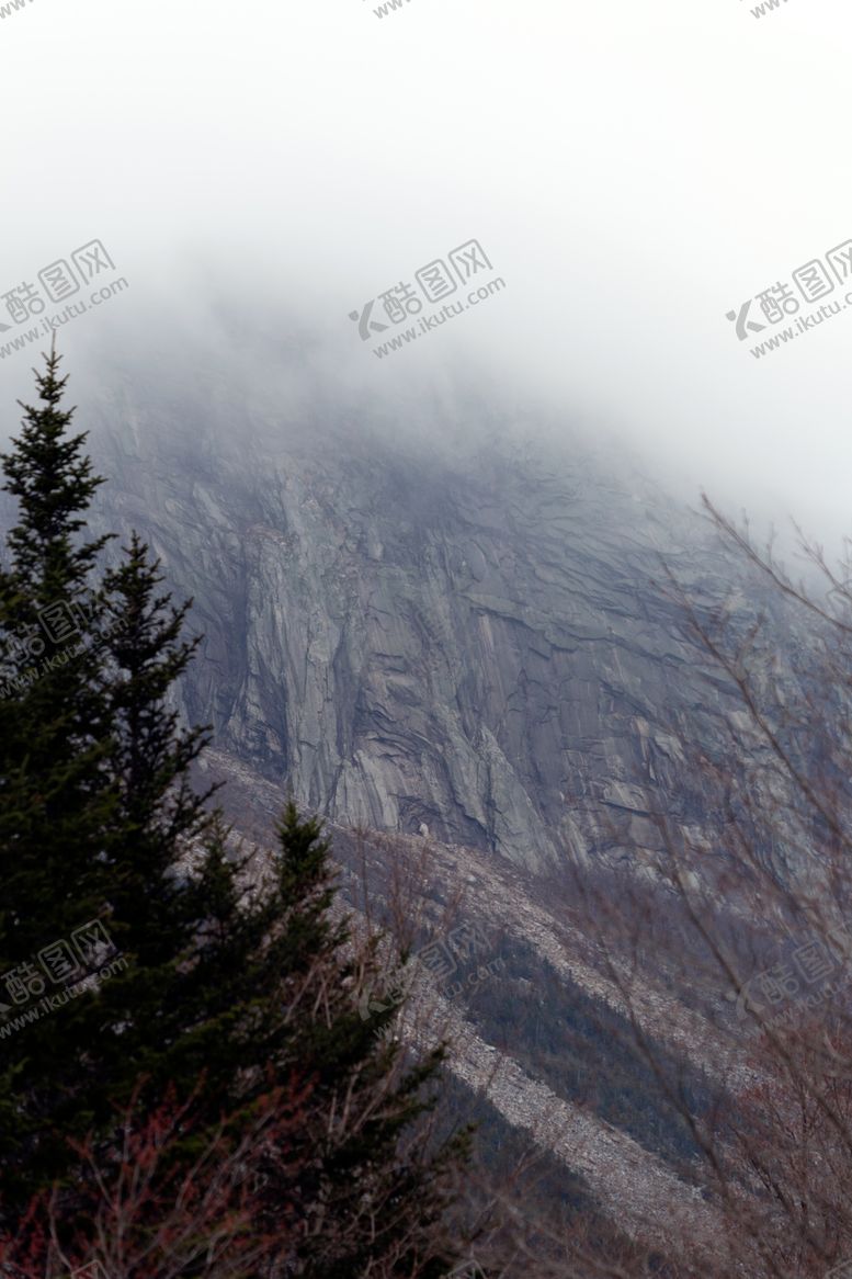 编号：72150112130405348957【酷图网】源文件下载-山谷轻雾图片