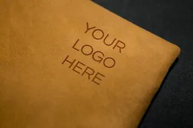 logo样机覆膜激凸立体