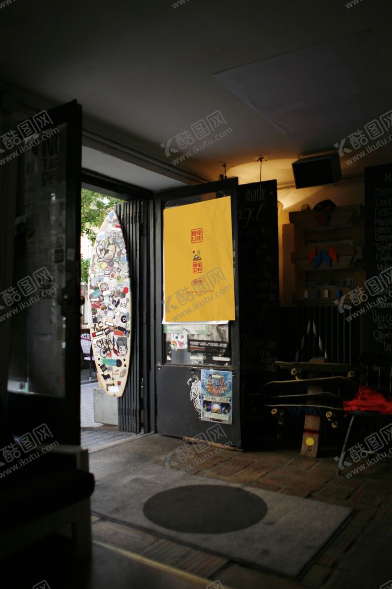 编号：45449307141357263256【酷图网】源文件下载-广告牌样机