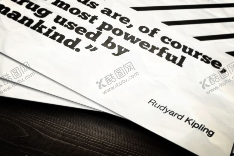 编号：13504909191351349679【酷图网】源文件下载-折页样机