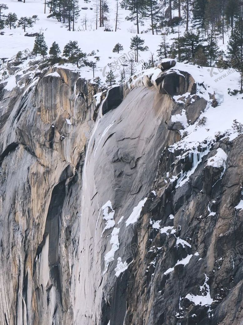 编号：81974011051732406991【酷图网】源文件下载-石山雪景
