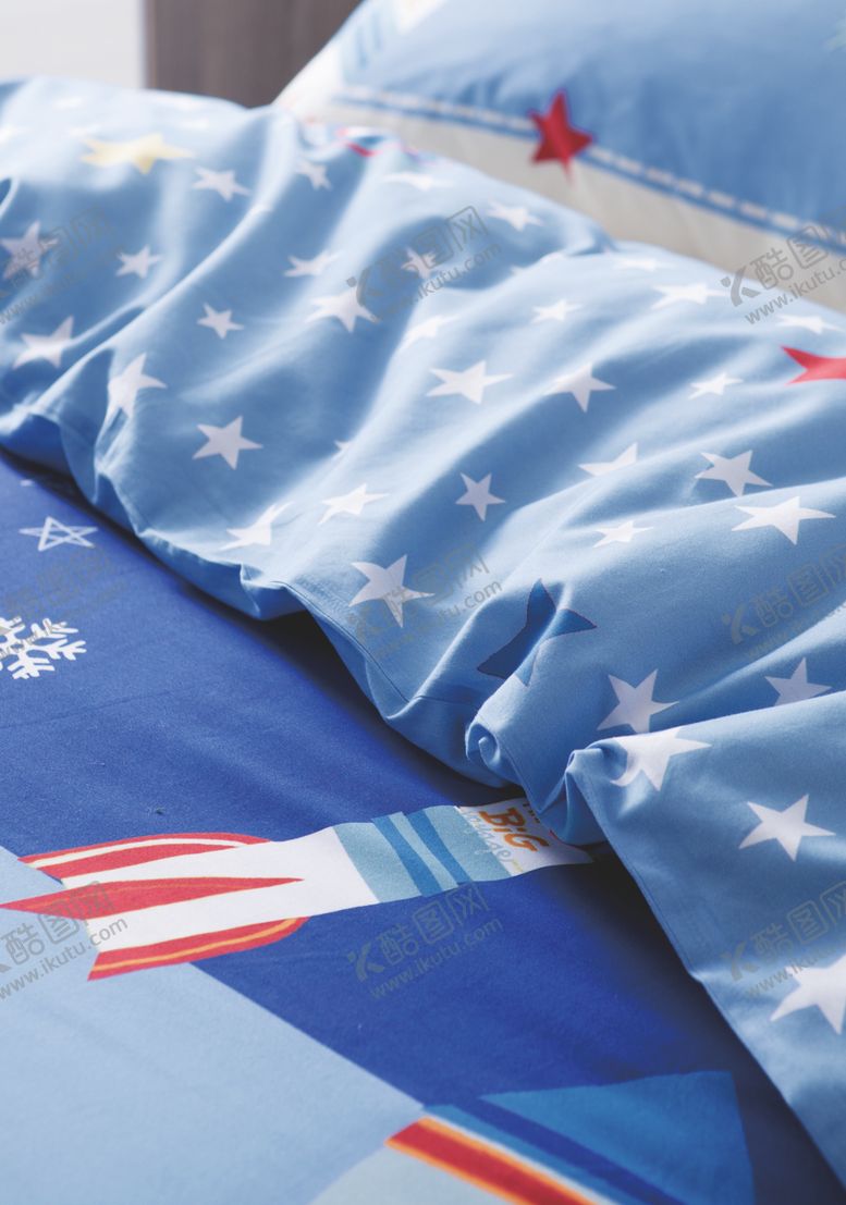 编号：71077910210639064690【酷图网】源文件下载-枕头