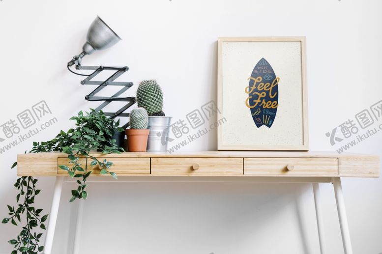 编号：79050309091208528985【酷图网】源文件下载-室内相框装饰设计