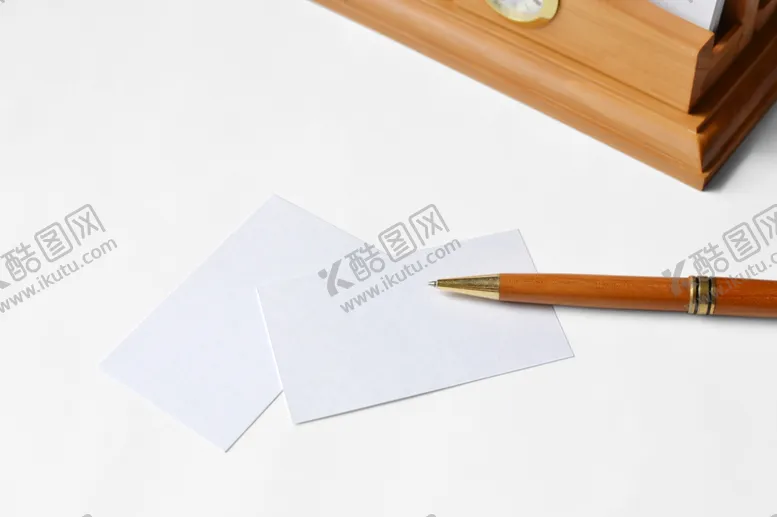 编号：20955809122023595068【酷图网】源文件下载-名片样机