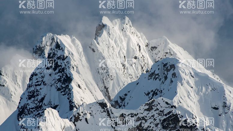 编号：41201802022253149952【酷图网】源文件下载-高耸的雪山