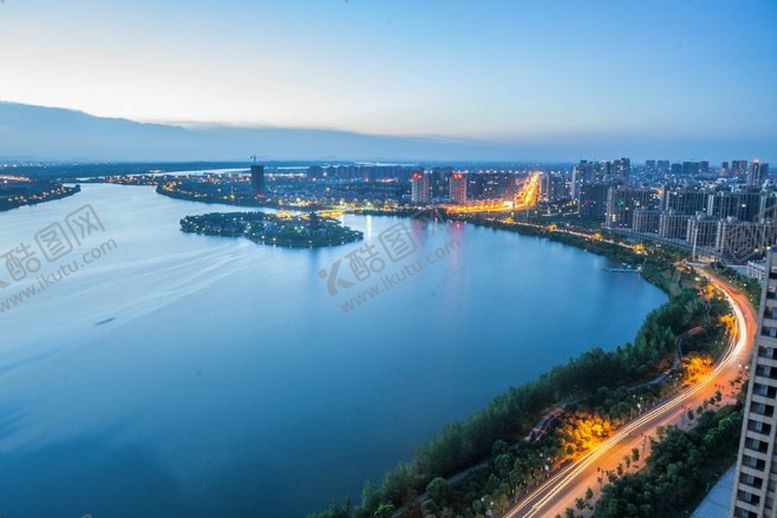 编号：63841805241712218896【酷图网】源文件下载-地产圈层价值点海报