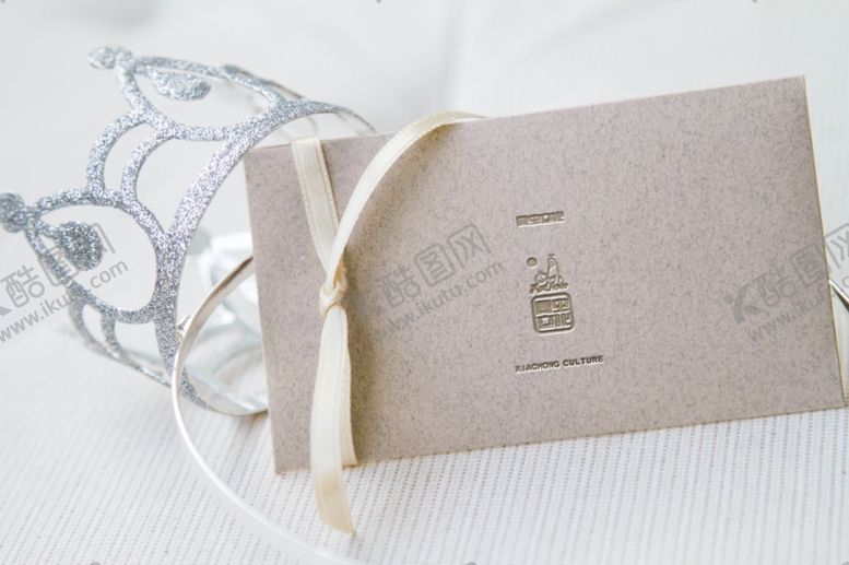 编号：19792109220256216037【酷图网】源文件下载-折页展示样机