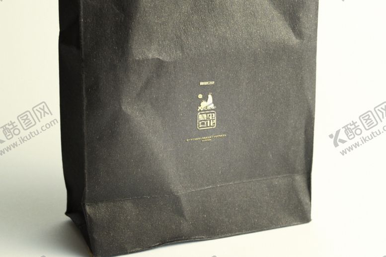 编号：61524509241623063293【酷图网】源文件下载-包装袋样机