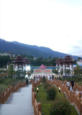 风景照墨脱莲花广场