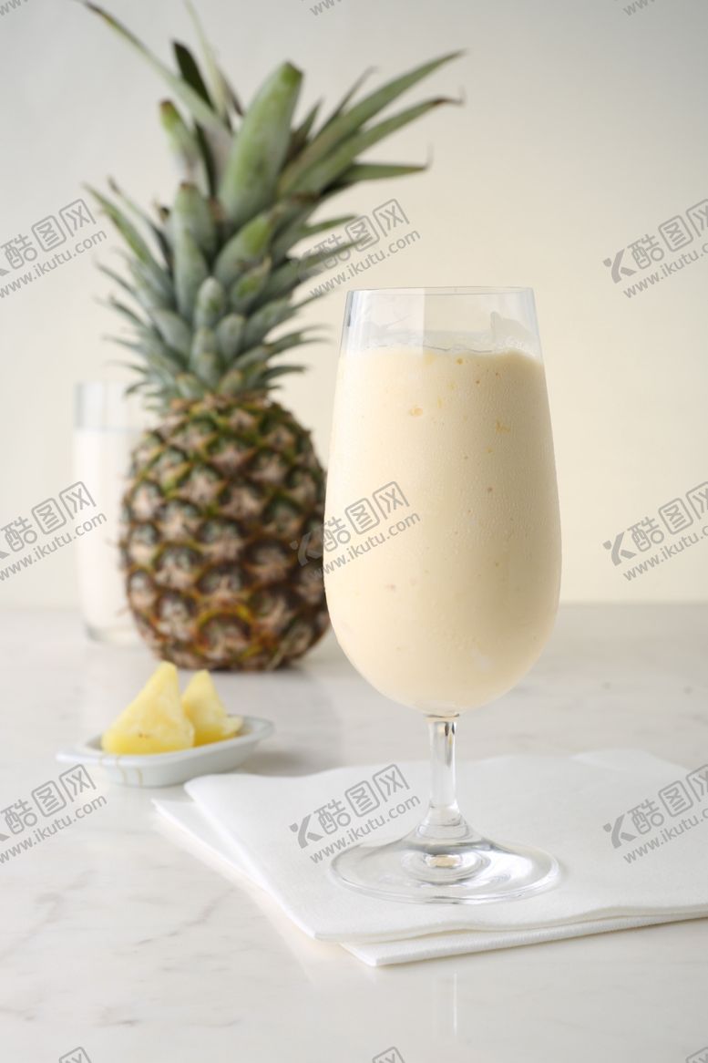 编号：41537606280202095763【酷图网】源文件下载-菠萝奶昔