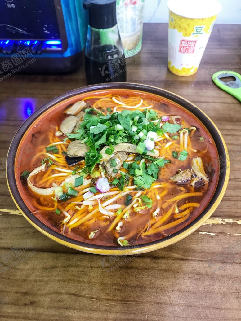 编号：42386004021030242967【酷图网】源文件下载-牛杂面