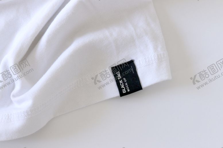 编号：84146906260232132366【酷图网】源文件下载-衣服样机