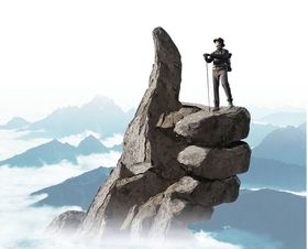 攀登山峰海报