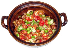 砂锅节节鸡