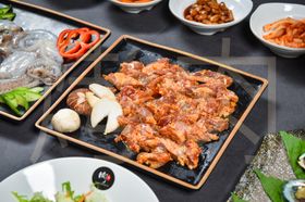 韩国烤肉美食传统美食餐饮