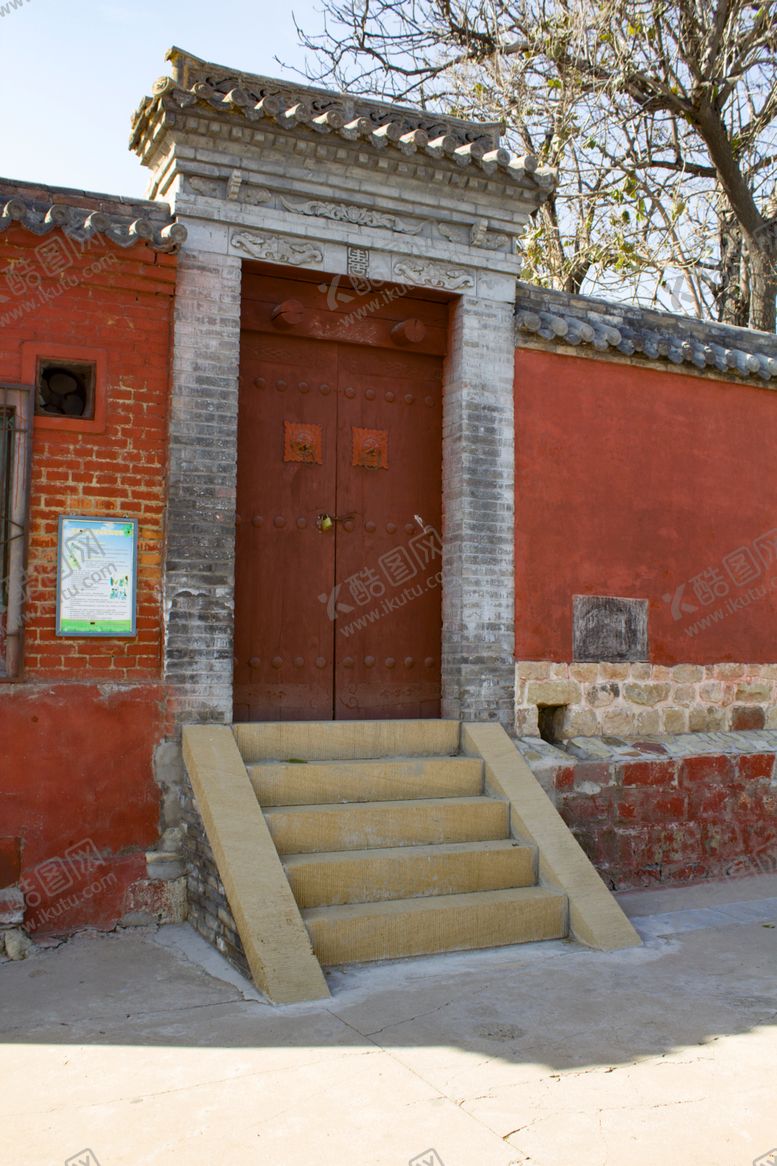 编号：40135709291138315726【酷图网】源文件下载-门口