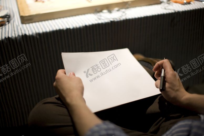 编号：78954209251117057069【酷图网】源文件下载-图纸应用场景样机