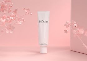 粉色化妆品广告