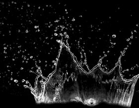 水