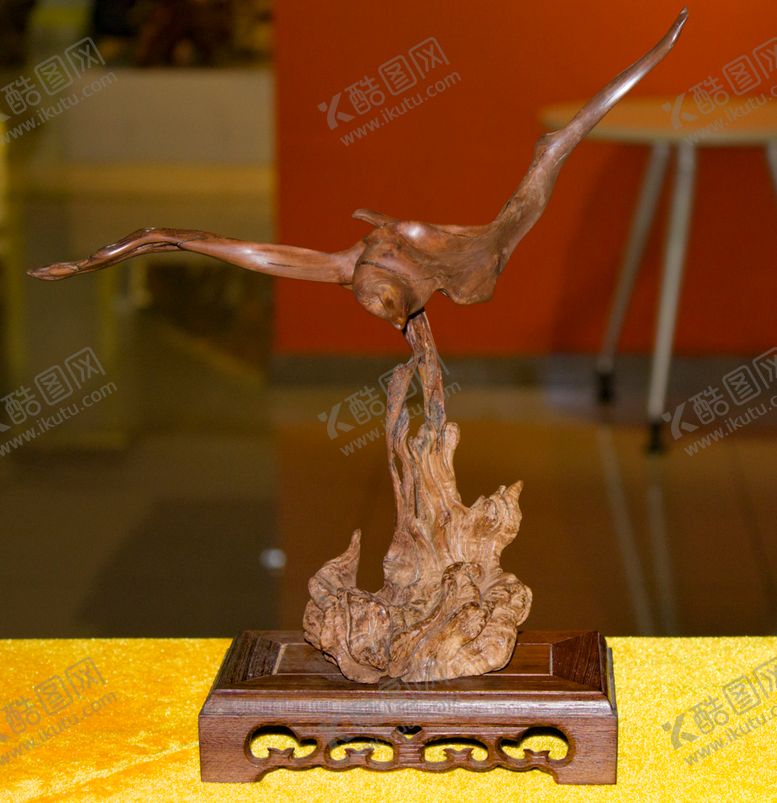 编号：67699507031518425720【酷图网】源文件下载-根雕展翅