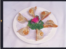 锅贴蒸饺