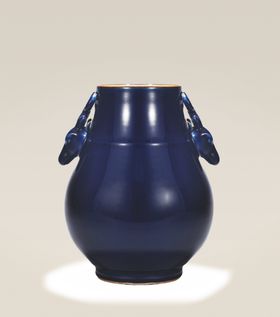 蓝釉鹿首尊
