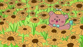 花海中的可爱小熊