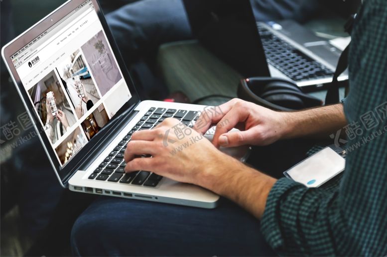 编号：14220109210010115291【酷图网】源文件下载-电脑样机