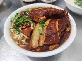 大肉手擀面