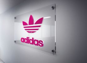 logo样机标题效果字体效果金属字体文字效果