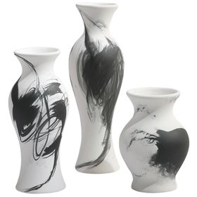 黑白水墨手绘陶瓷小花瓶