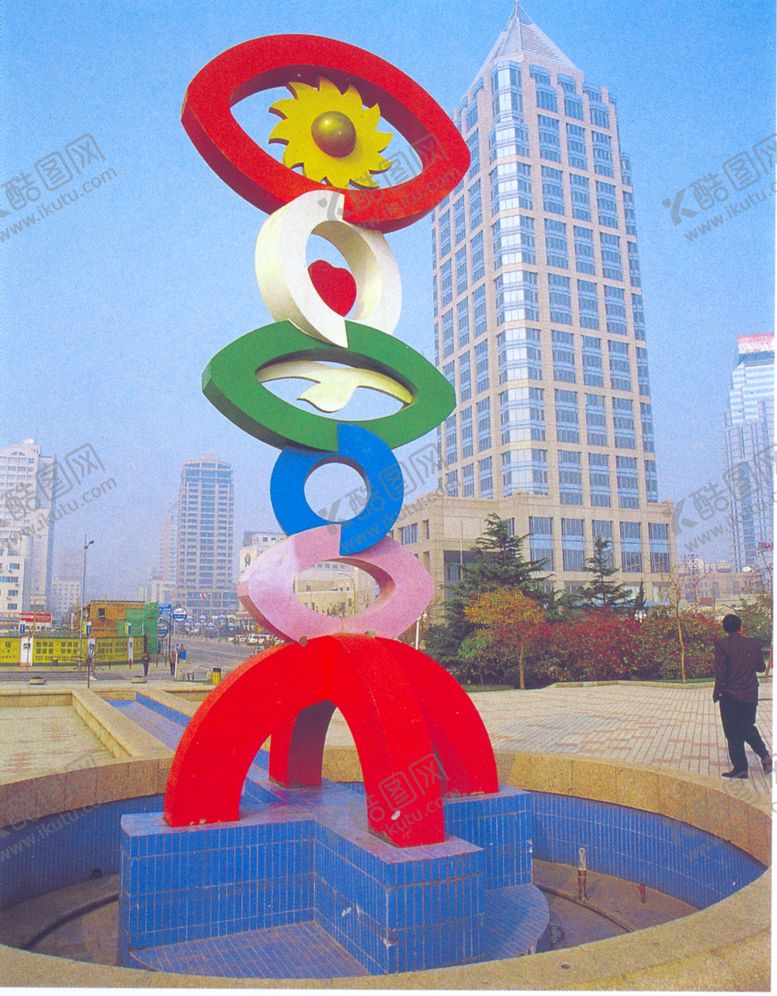 编号：67771310260057527761【酷图网】源文件下载-水景雕塑
