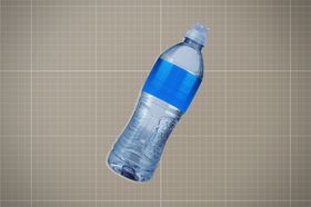 矿泉水瓶