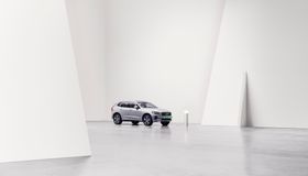室内展示的酷炫越野汽车