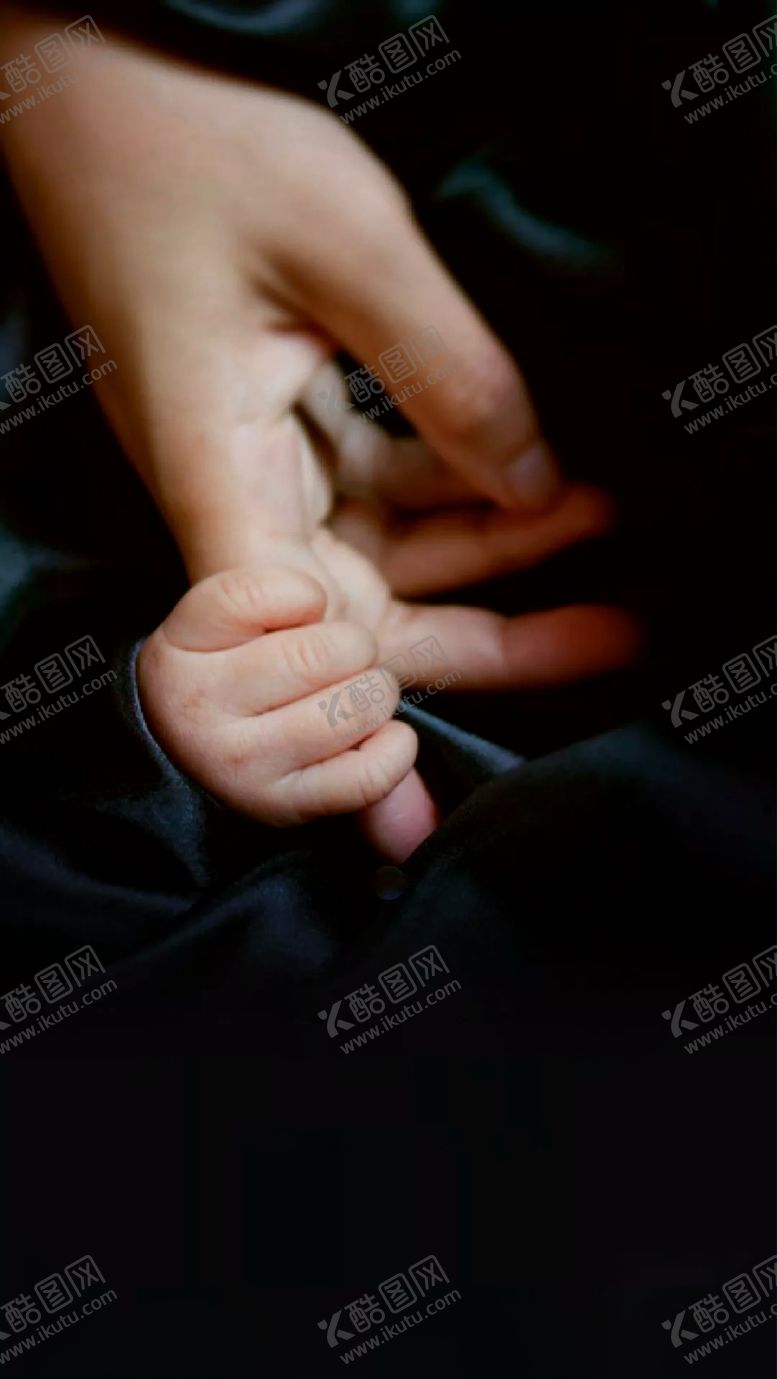 编号：21203407130500246831【酷图网】源文件下载-母亲节地产微信海报