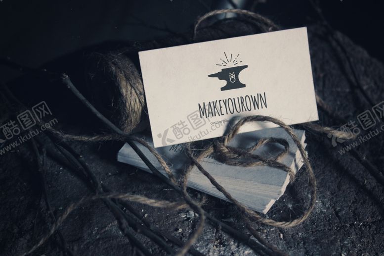 编号：70873509090759357518【酷图网】源文件下载-名片样机